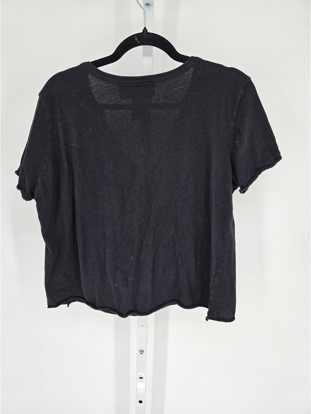 Polly & Esther Womens Sz L Cropped T Shirt Skull and Rose Graphic - Picture 4 of 4